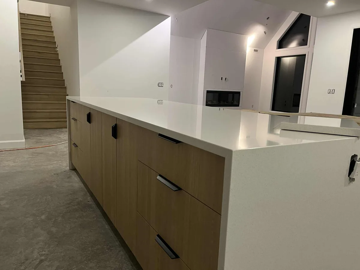 Nettoyage après construction maison neuve Drummondville — cuisine